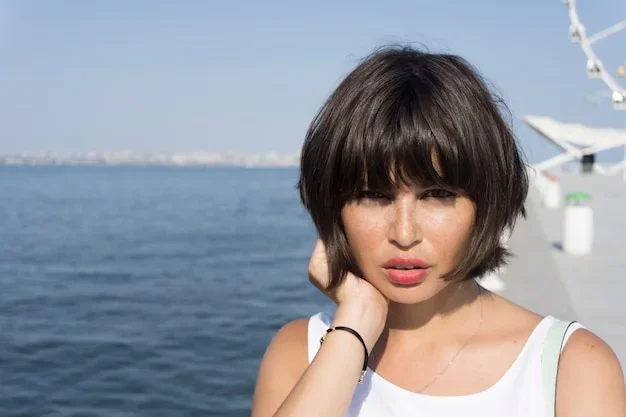 Cheveux de bixie ou mi-pixie avec dégradé et longueur intermédiaire